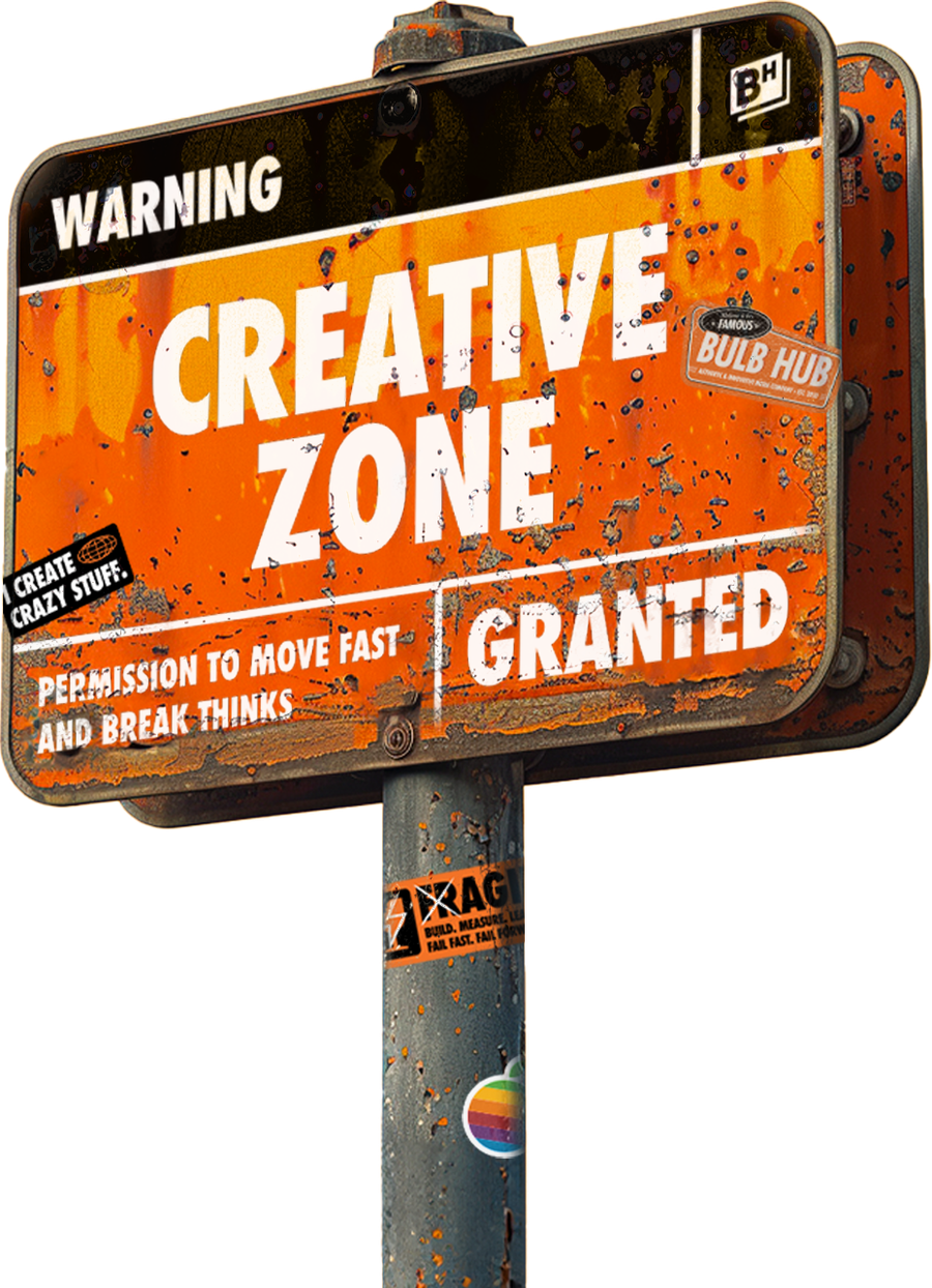 Placa laranja enferrujada: Warning, Creative Zone, Permission to move fast and break things, Granted
